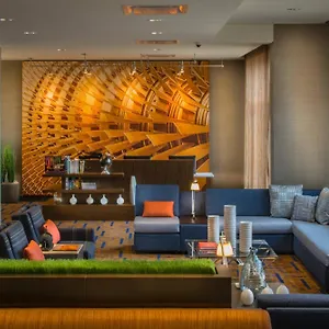 Hotel Courtyard By Marriott Airport ****
